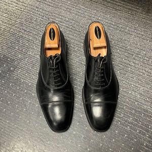 Barney’s New York oxfords! 10.5 barely worn!